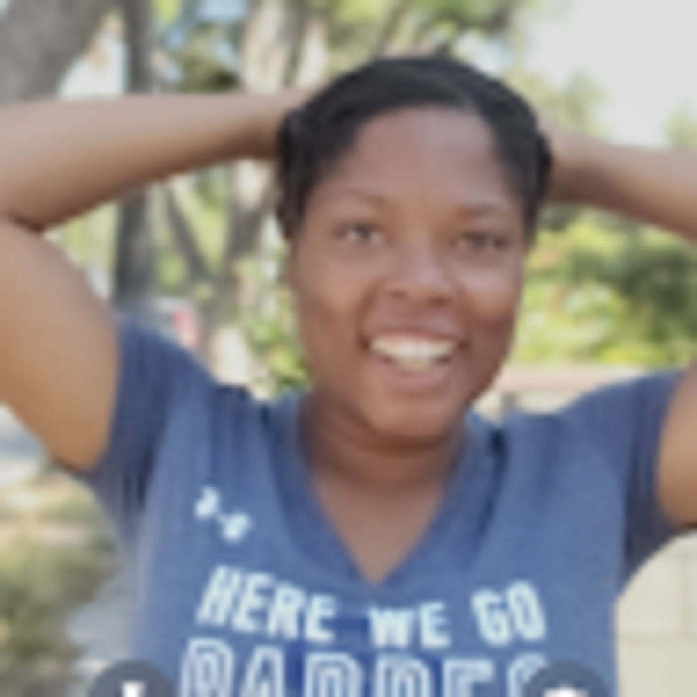 Meet your Posher, Tonya